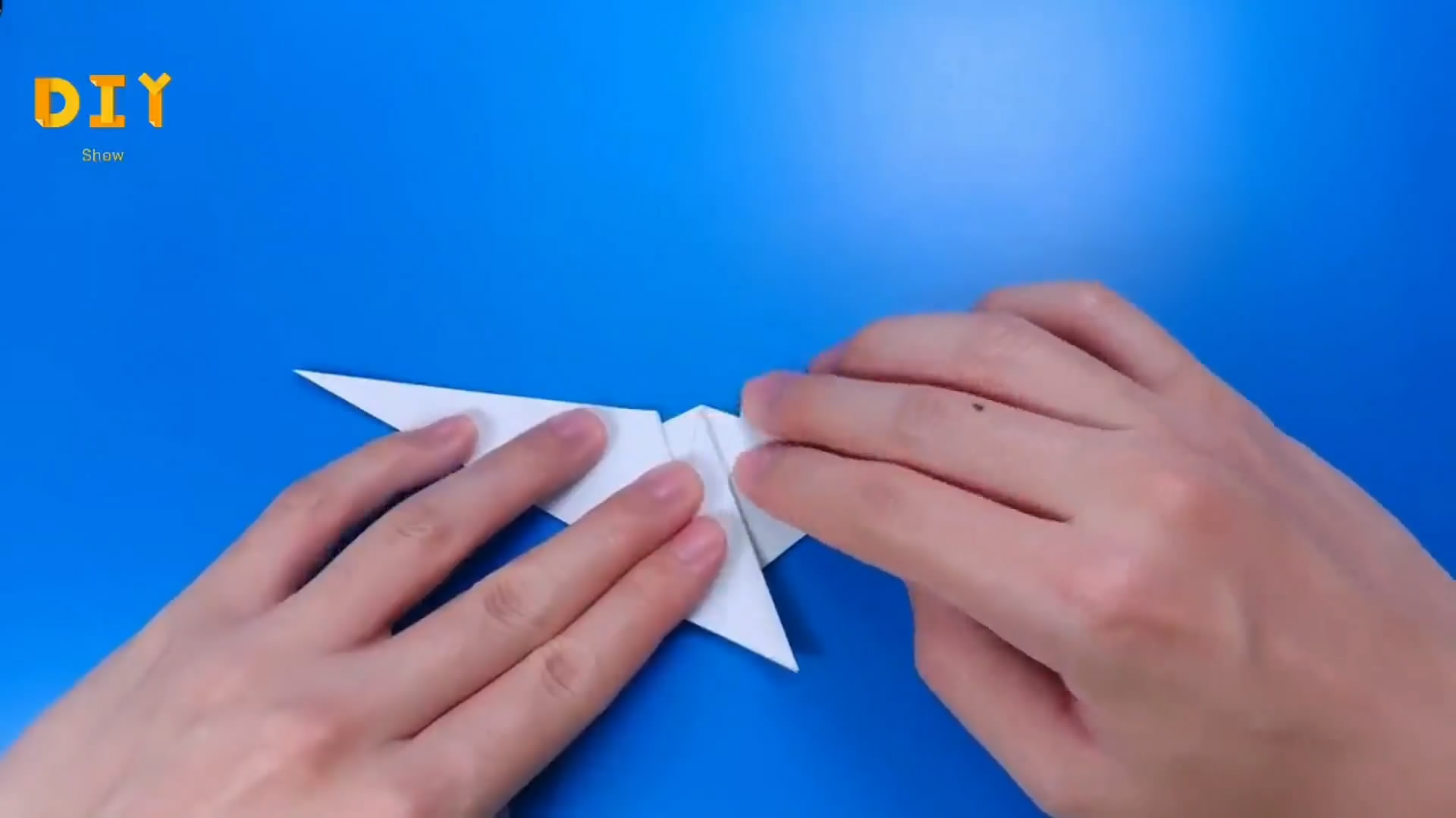 折纸手工简单做回旋镖,自制小火箭儿童手工折纸教程大全