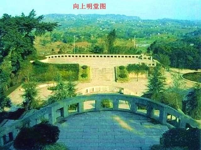 大门对阳台破败不聚财,大门对阳台为什么不聚财