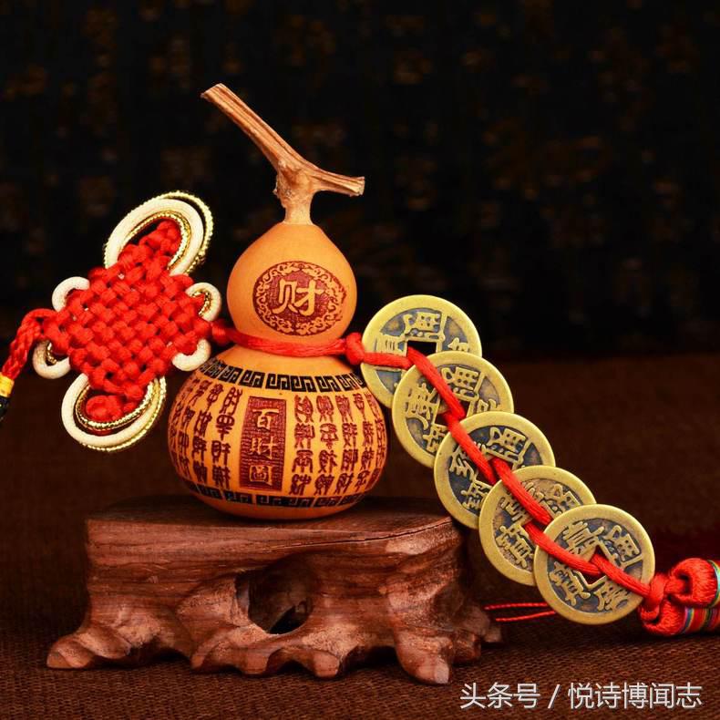 农村中堂什么摆件能招财进宝,纯黄铜六面旋转招财进宝摆件