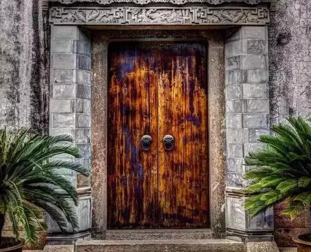 床不离七棺不离八啥意思,床不离七棺不离八桌不离九柜