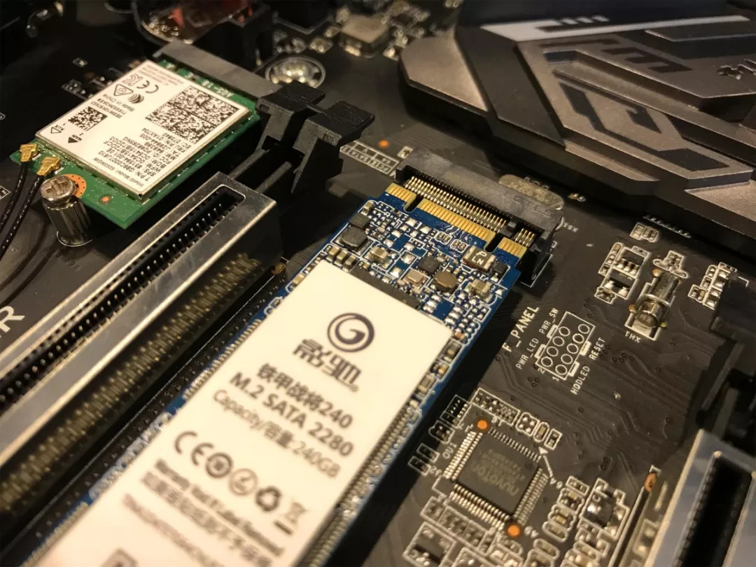 ssd固态硬盘可以不分区吗,怎么将ssd固态硬盘分区合并