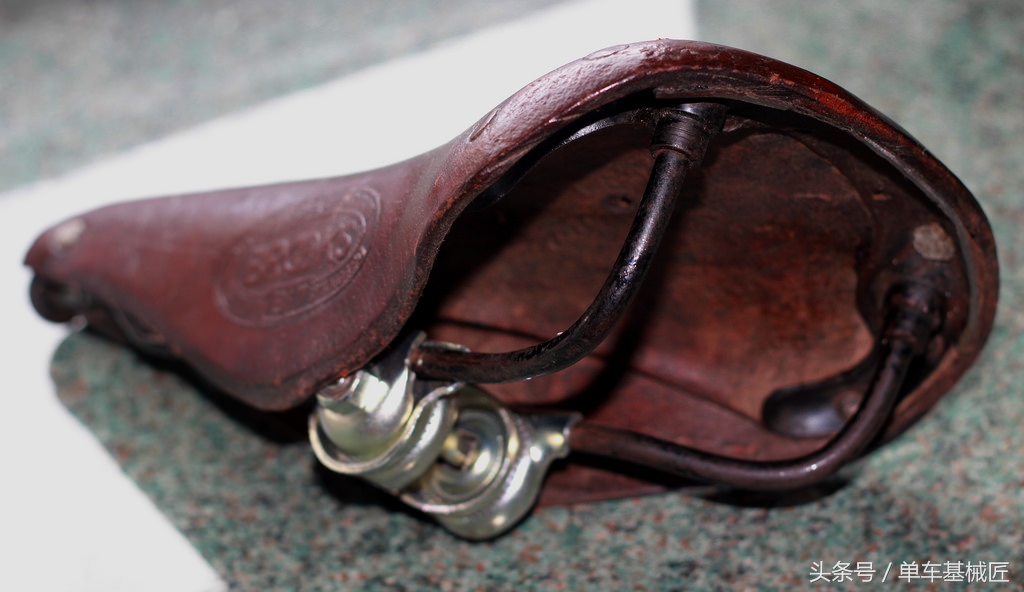 有人说这个车座坐上像木头，又硬又难受，来看看我3年的使用心得