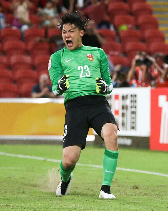 他17岁就参军,他17岁出道