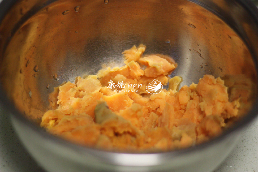 秋天就该多吃红薯，这样蒸一蒸，香甜软糯，端上桌老公连吃了6个