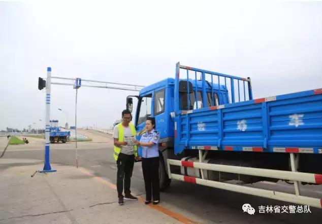 交警五个一进驾校,五个一进驾校是指什么内容