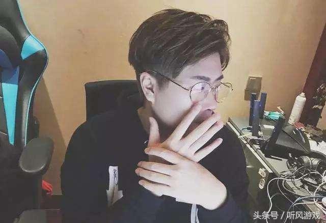 卢本伟和马飞飞solo六把多兰剑,卢本伟马飞飞直播英雄联盟