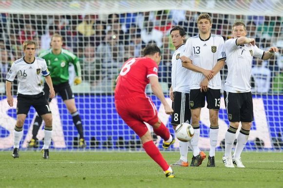 被恶搞的足球球员,最受球迷恶搞的足球运动员