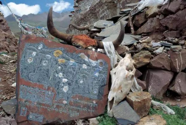 玛旁雍措圣湖之首,玛旁雍措并称西藏三大圣湖