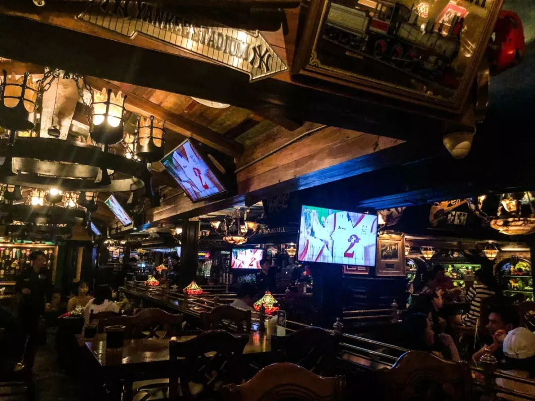 南京的夜晚真实图片,2005年的南京街头真实影像