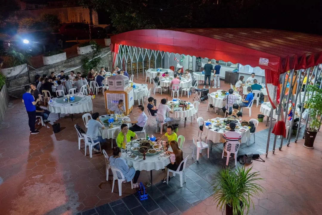 没有256G的胃，还敢到东海嗑海鲜？