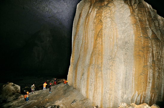 让我们走进美丽的紫云,最美的紫云花海