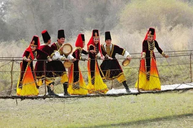 跟着大咖体验南疆最经典路线，玄奘东归路、沙漠胡杨、民俗风情！