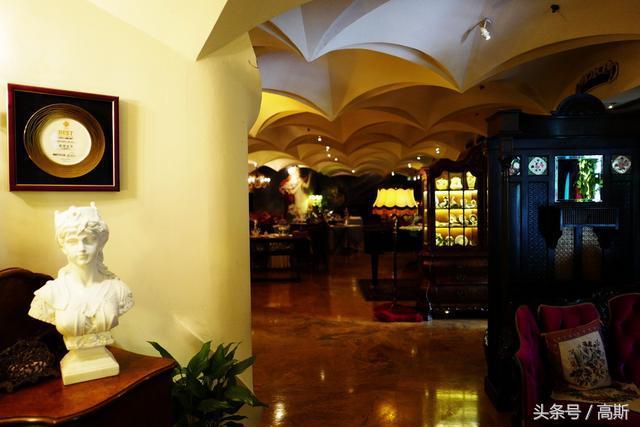 上海西郊5号餐厅40余万元天价账单,西郊5号天价餐厅