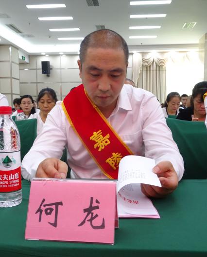 南充嘉陵网红前十名,南充十大著名的人