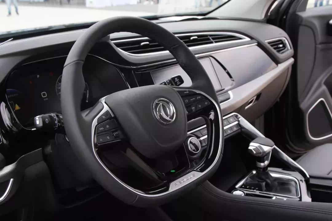 东风风神全新一代ax7动态体验,全新一代东风风神ax7低配版