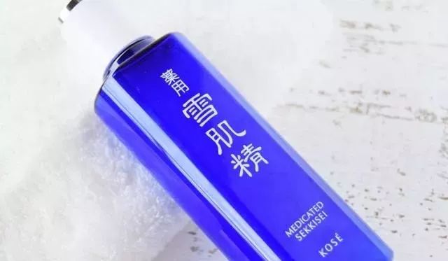 适合夏天使用的10款日本美白化妆水！