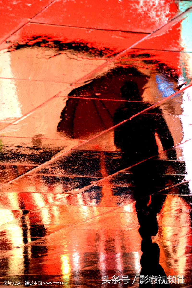 电影《炎热的夜晚》第一个黑人奥斯卡影帝果然牛逼！