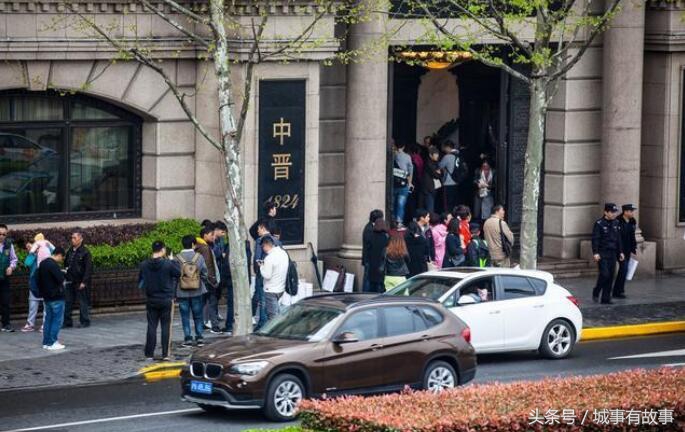 中晋系老板徐勤日常生活开销,中晋系徐勤起家