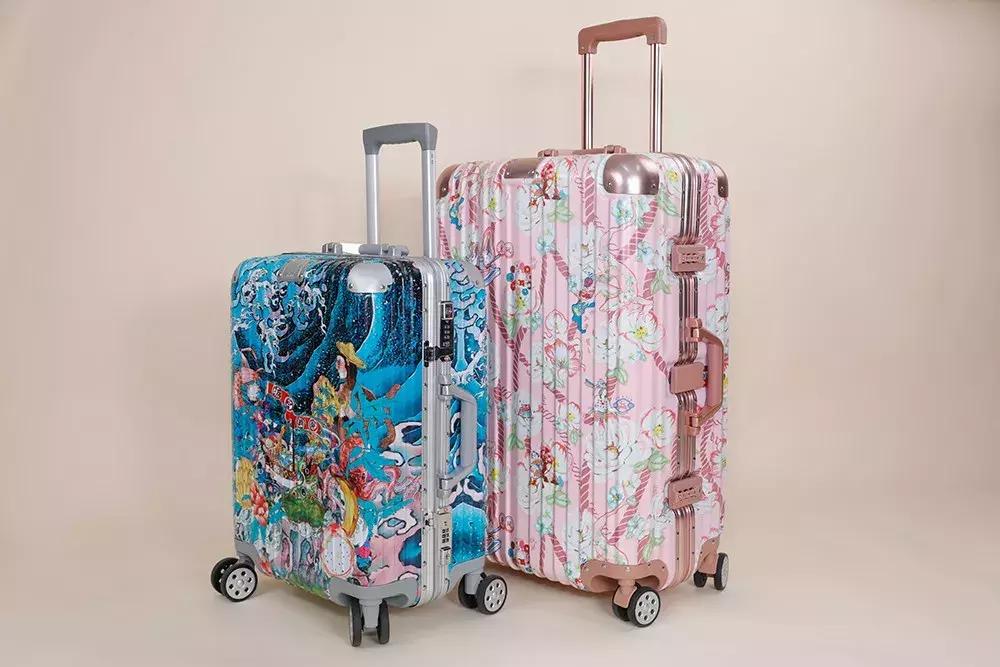 梁洛施秋冬穿搭,梁洛施机场装扮