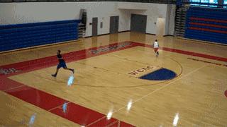 美国少年篮球运球训练视频,小学生篮球跑位意识训练