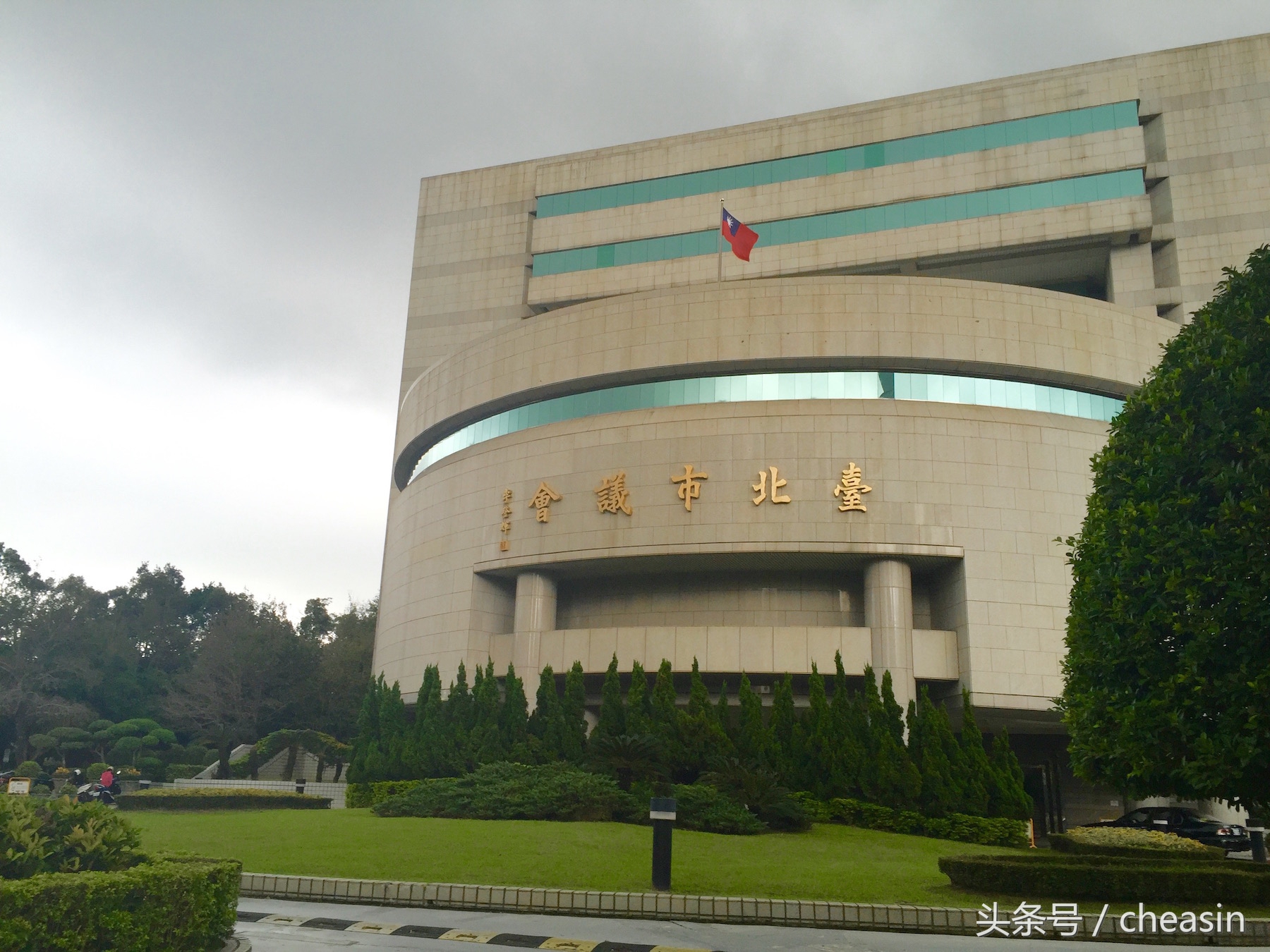 鍙版咕鐨勬捣鍩熷お骞虫磱,鍙版咕鐨勫お骞虫磱娴锋磱