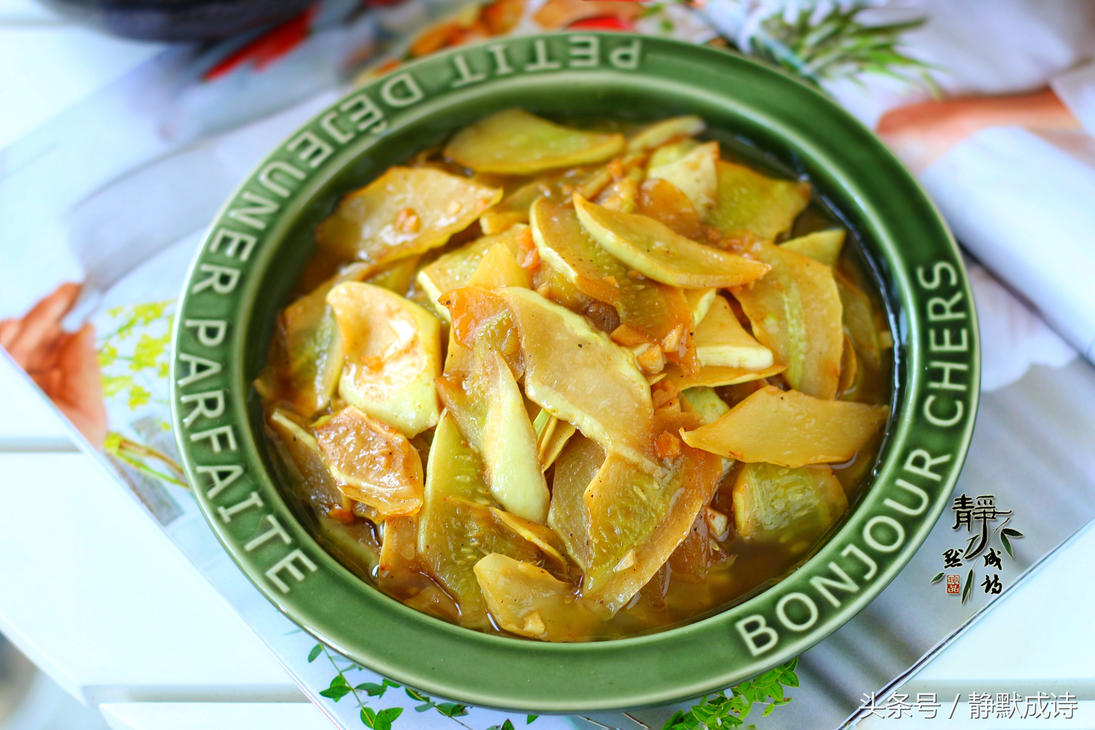 黄瓜这样做超级下饭简单易学,黄瓜老了怎么腌制好吃