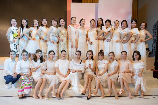 朵女郎“泡沫新肌”新品推介会暨大咖见面会在云南昆明举行