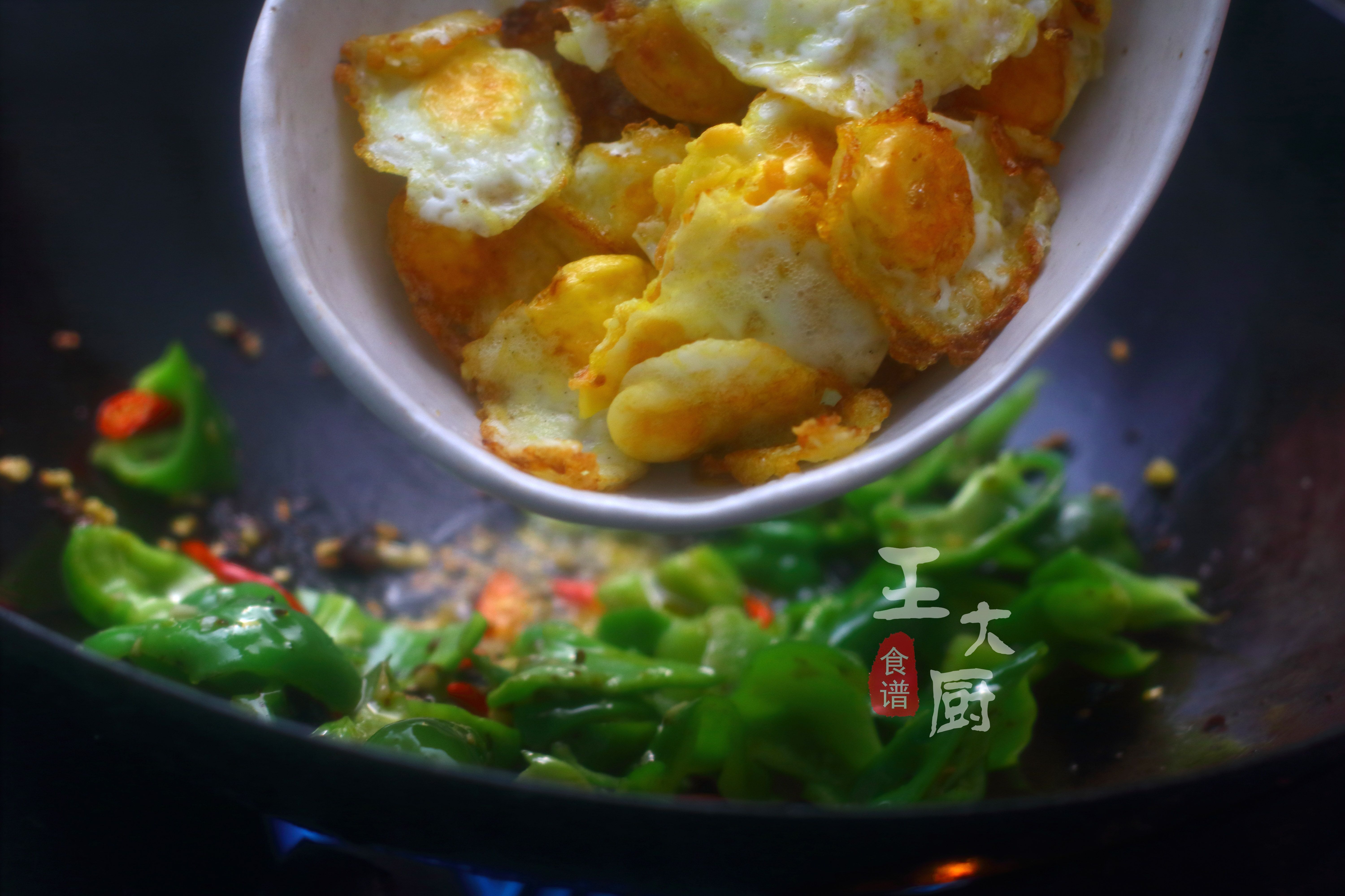 鹌鹑蛋能咋吃,鹌鹑蛋能吃壳怎么吃