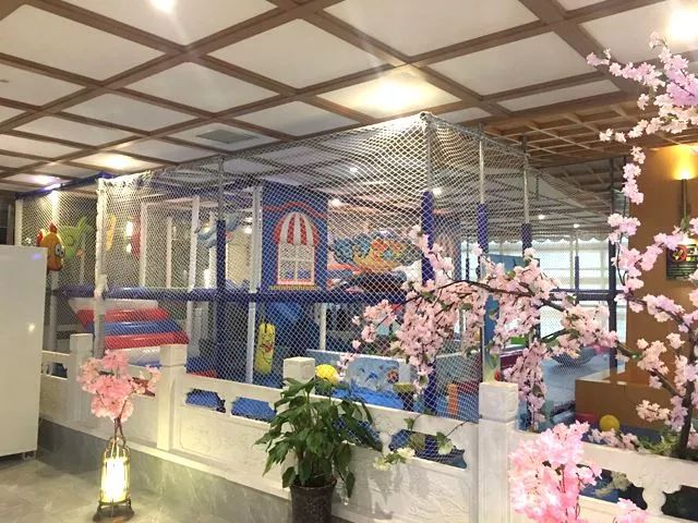 89元抢原价169元超值足疗+洗浴套餐！时长70分钟！节假日通用！服务超棒！