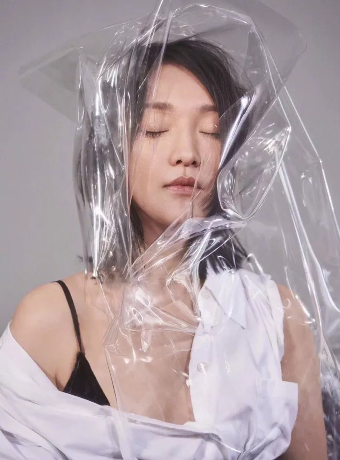 周迅朗读我老了,周迅怎么突然老了