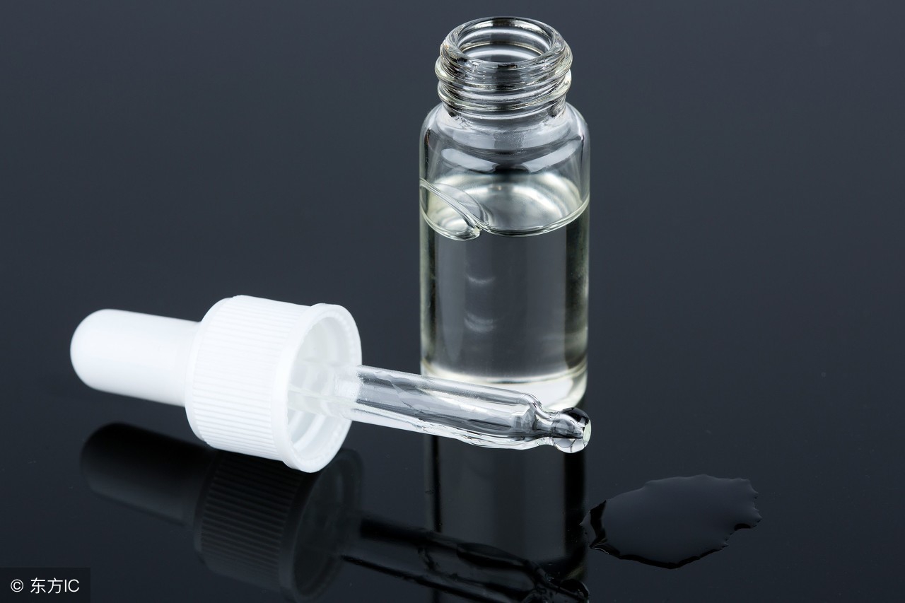 不会使用精华,浪费钱不止还伤害皮肤!