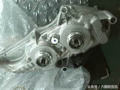 17款福克斯变速箱漏油抖动,福克斯变速箱异响顿挫抖动