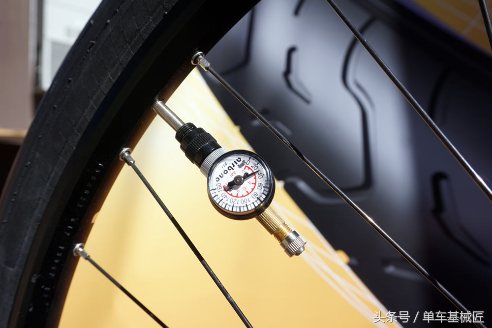 自动给轮胎充气工具,自动充气轮胎的充气系统