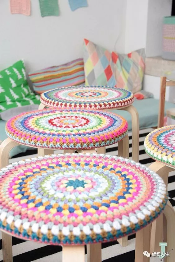 马蹄莲圆形坐垫钩针编织视频教程,钩针生命之花曼陀罗坐垫教程超清