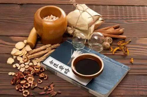 老中医有效的养颜食疗方,中医气色养颜汤