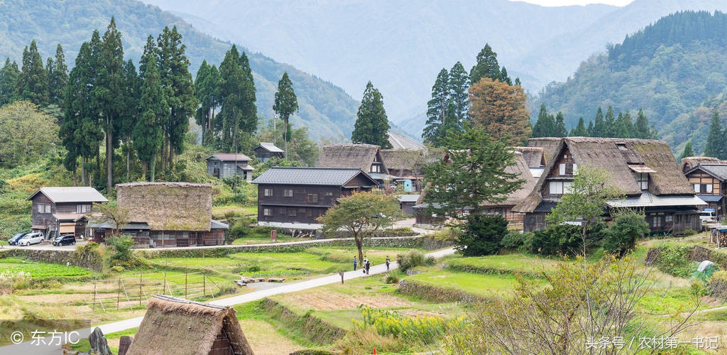 强拆农民违建房屋需要什么程序,村委会有权利强拆村民房屋吗