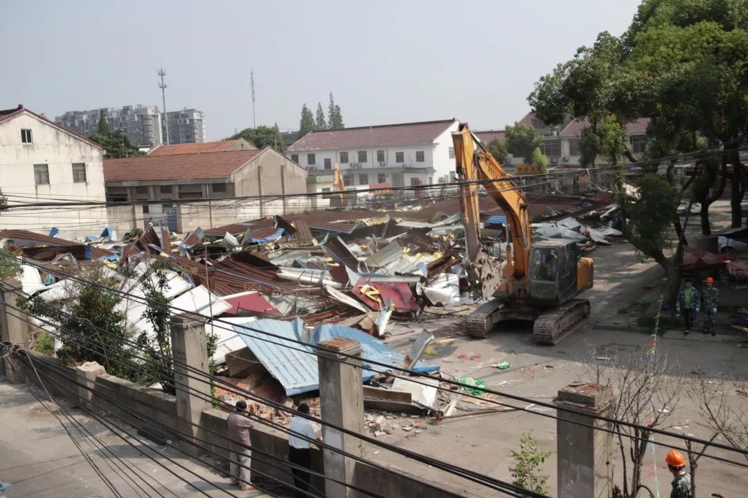 城步重拳整治违建乱象,天马相城违建拆除视频