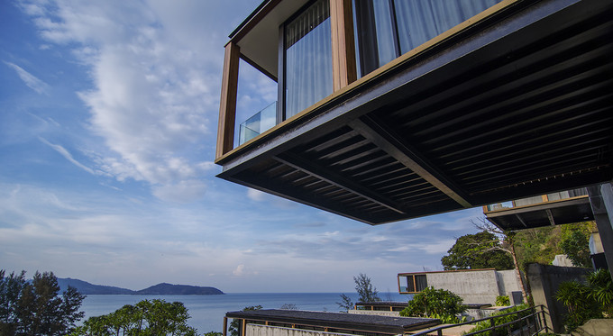 全球婚礼目的地探路：NAKA，悬空在半山腰上的透明火柴盒