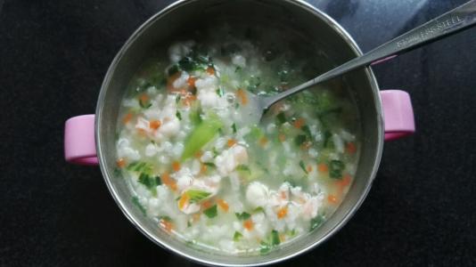 还在给孩子吃牛奶鸡蛋早餐吗,8个月宝宝喝白粥有没有营养