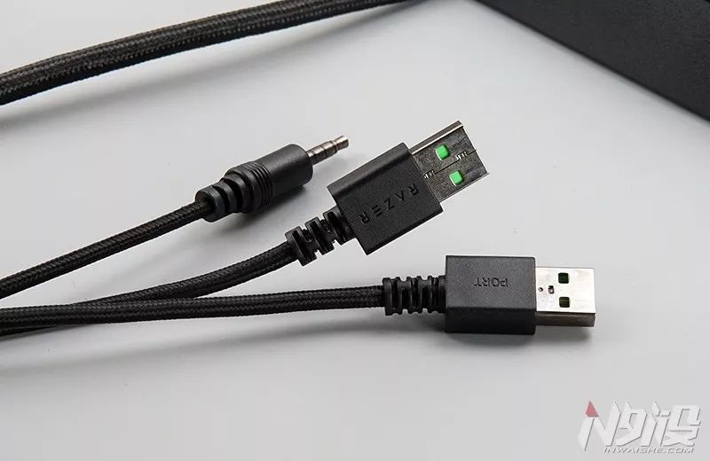 雷蛇黑寡妇蜘蛛v3键盘有红灯,razer雷蛇黑寡妇蜘蛛标准版键盘