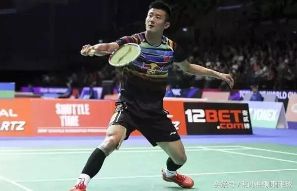 羽毛球新手入门单打战术教学视频,打羽毛球的正确方式从基础到高级