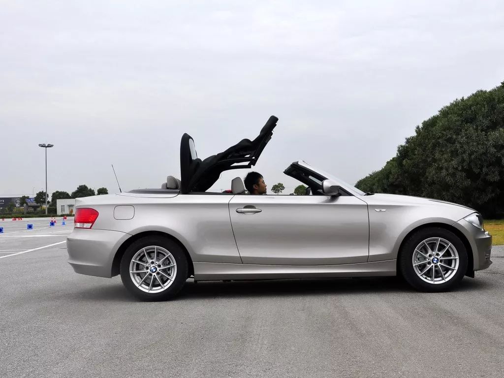 13万入手烧机油之王，敞篷打开唱起了自由飞翔