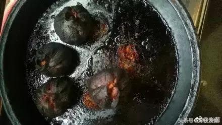 看，这就是让女朋友进厨房的后果