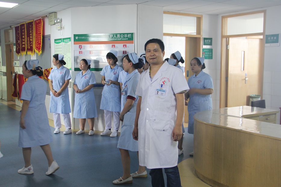 生命中的太阳——记宁乡市三医院泌尿外科肖胜初