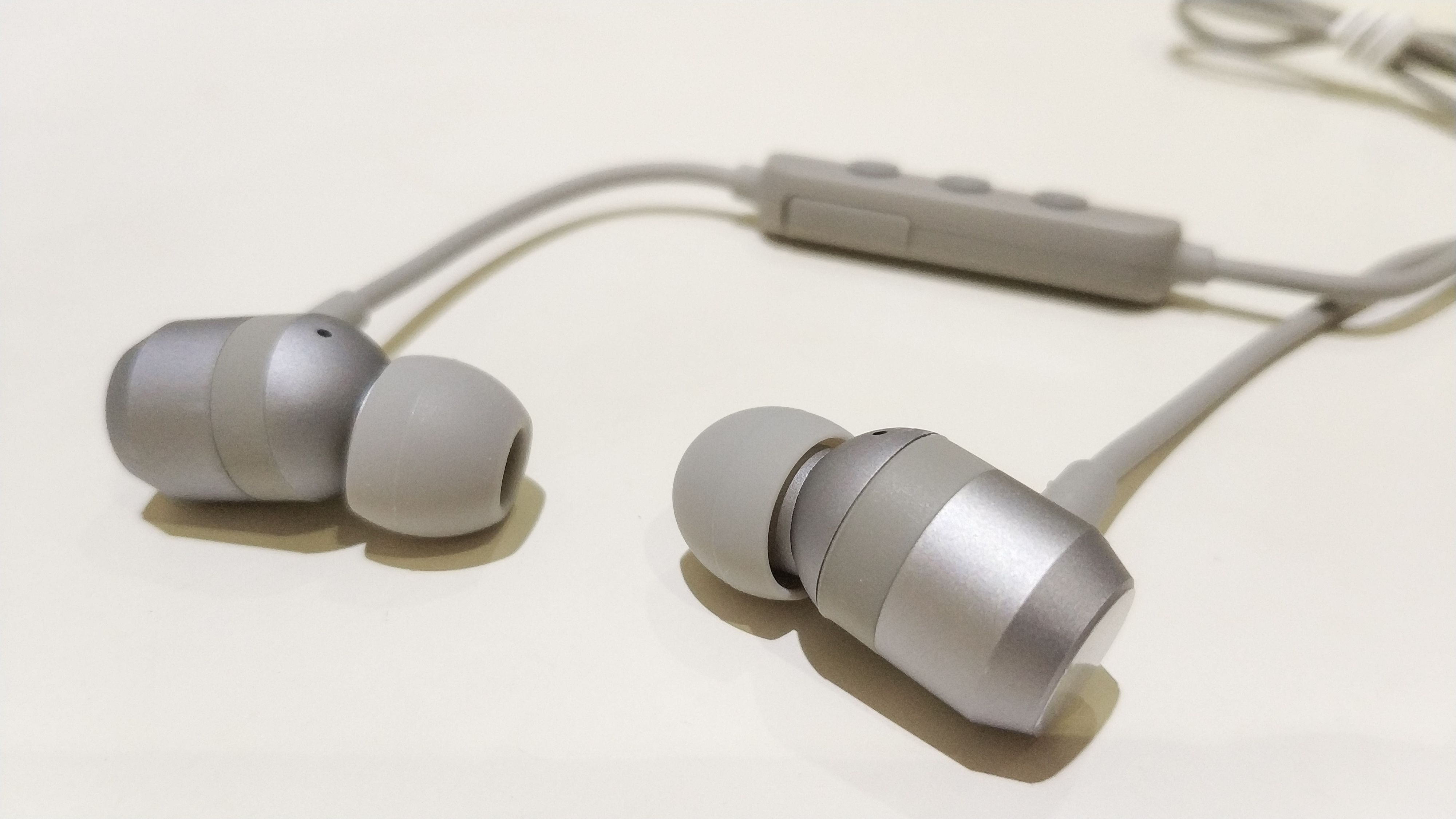 网易智造x3plus怎么佩戴,网易智造x3plus蓝牙耳机评价