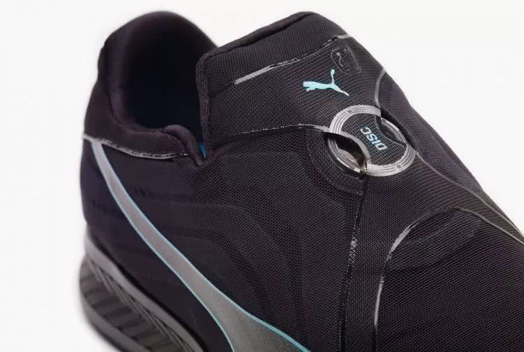 有鞋带和无鞋带的球鞋,推荐不用系鞋带的球鞋