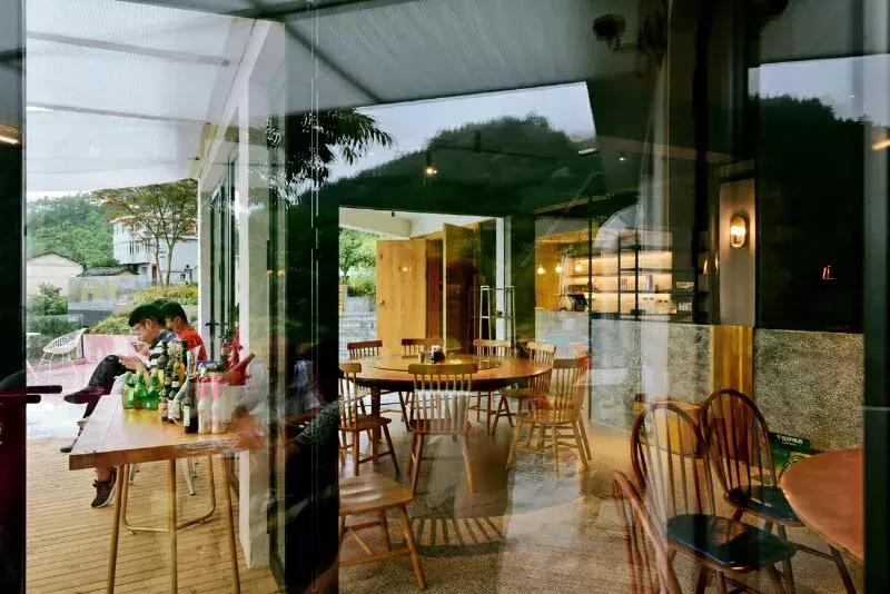 人均350+，住千岛湖最美民宿，吃大鱼头，还有私人小岛定制美拍！