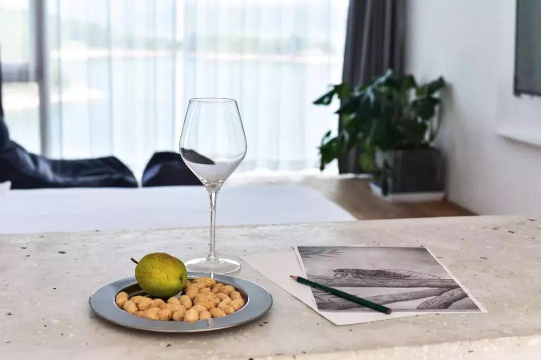 人均350+，住千岛湖最美民宿，吃大鱼头，还有私人小岛定制美拍！