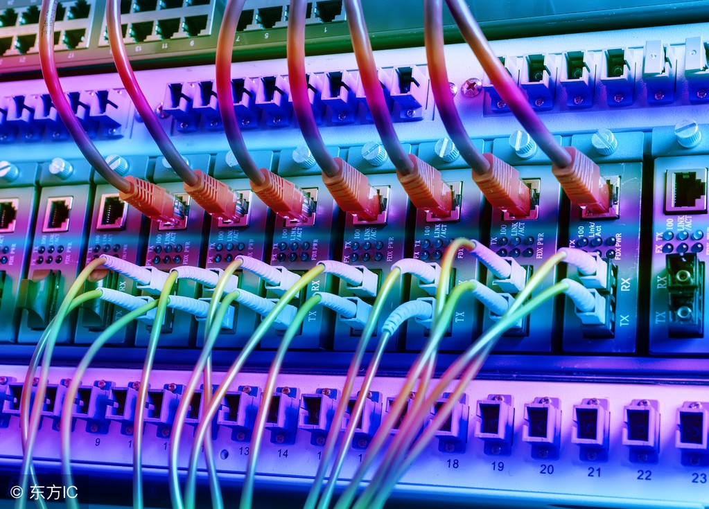 怎么确认电脑端口的作用,电脑最常见的端口类型有哪些