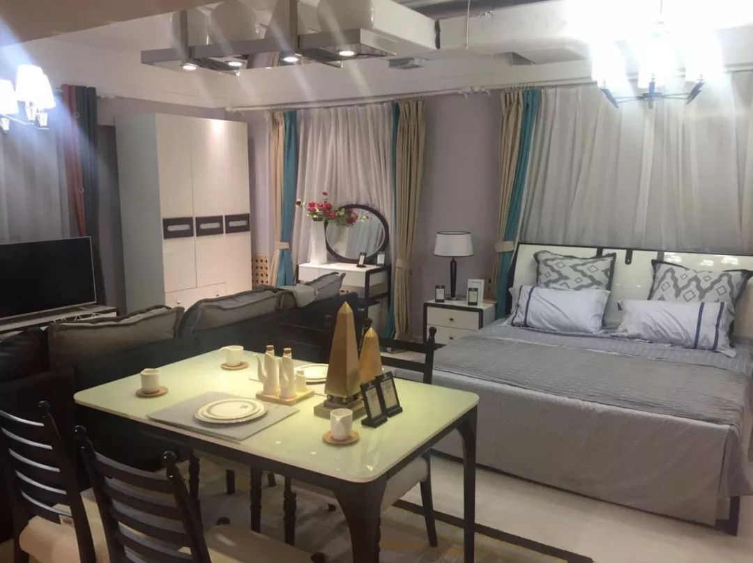 润恒装饰再次荣获“2018生活报百姓信赖的装饰公司”第一名